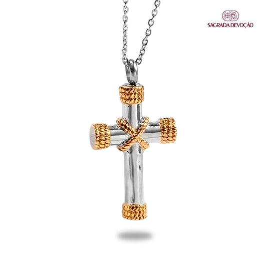 Colar Cruz com Corda Amarrada