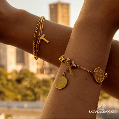 Pulseira de Cruz Feminina - Ouro 14K e Prata 925